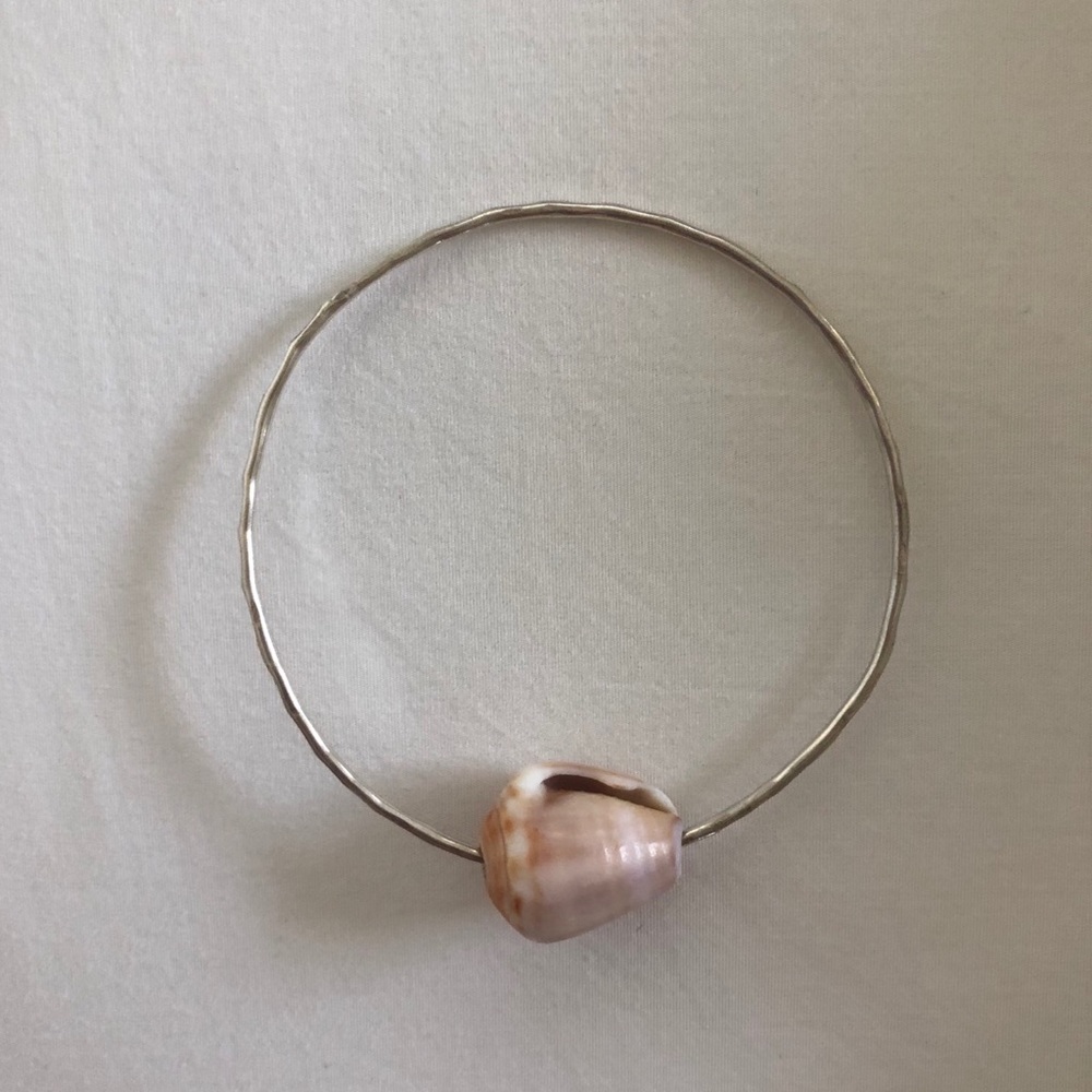 sterling silver shell bangle - Picture 2 of 2